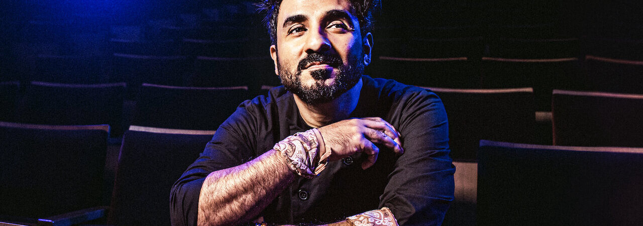 Poster of Vir Das Hạ cánh